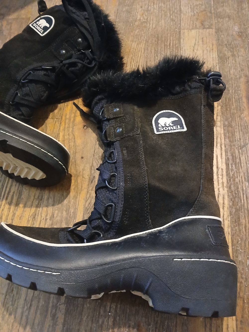Sorel Women's Black Faux-Fur Winter Boots